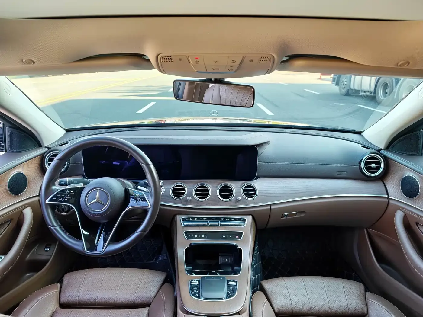 Mercedes-Benz Mercedes-Benz E-Class 2022 Model Facelift II E 260 L — Фото автомобиля 10