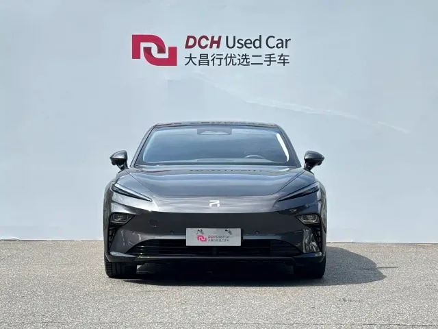 Roewe Rising Auto F7 — Фото автомобиля 2