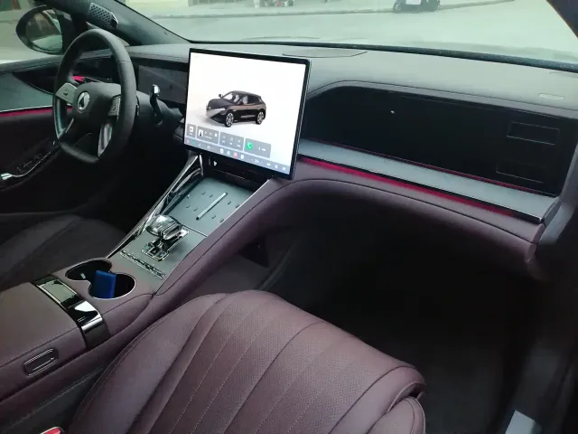 Denza Z9GT — Фото автомобиля 6