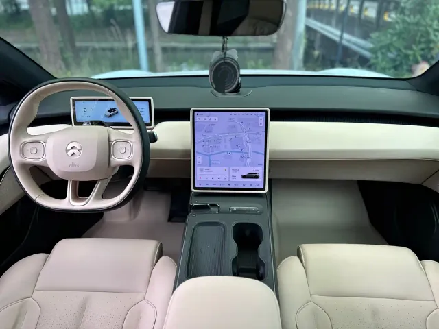Nio ET5 Touring — Фото автомобиля 12