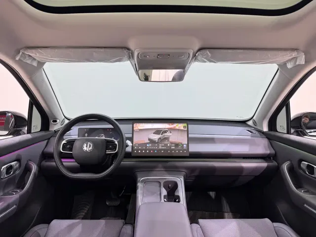 Leapmotor C10 — Фото автомобиля 11