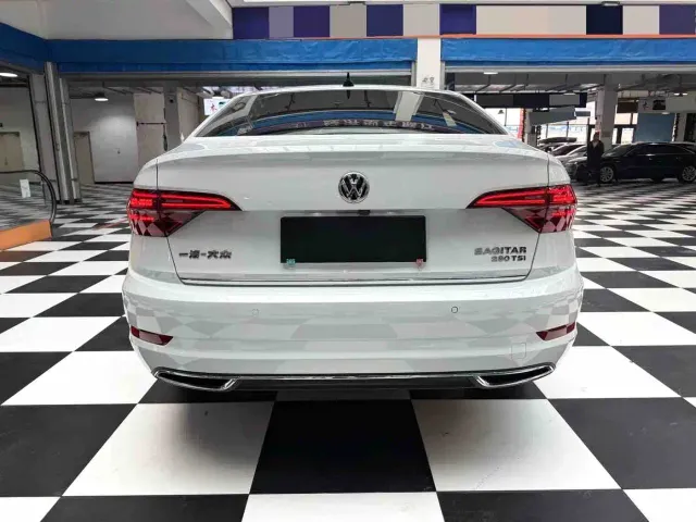 Volkswagen Sagitar — Фото автомобиля 15