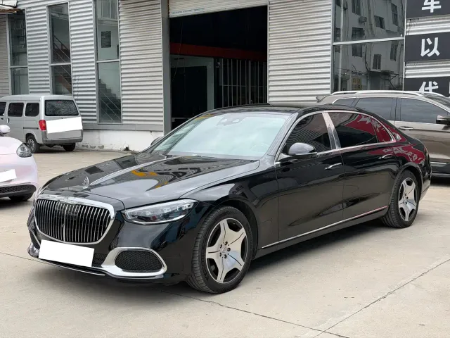 Фотография автомобиля — Mercedes-Benz Maybach S-Class