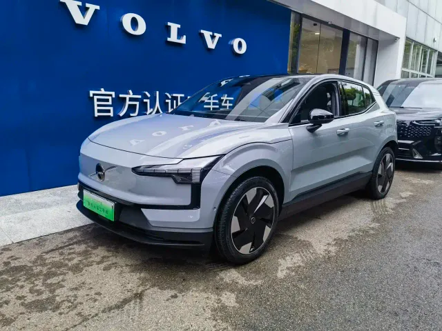 Фотография автомобиля — Volvo EX30
