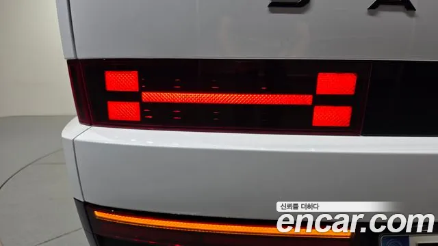 Hyundai Santa Fe MX5 — Фото автомобиля 8