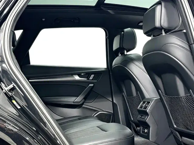 Audi Q5L — Фото автомобиля 6