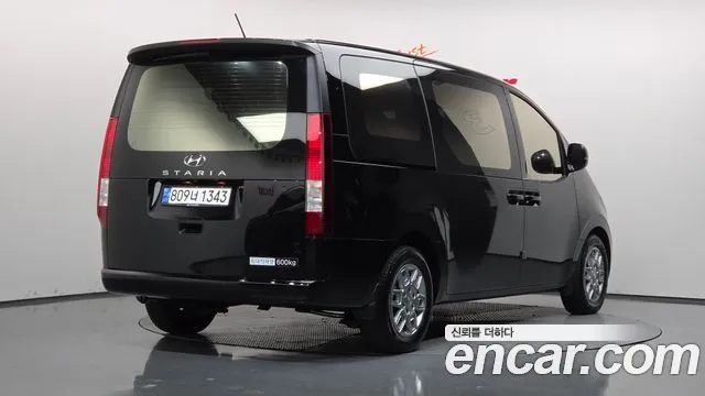 Hyundai Staria — Фото автомобиля 2