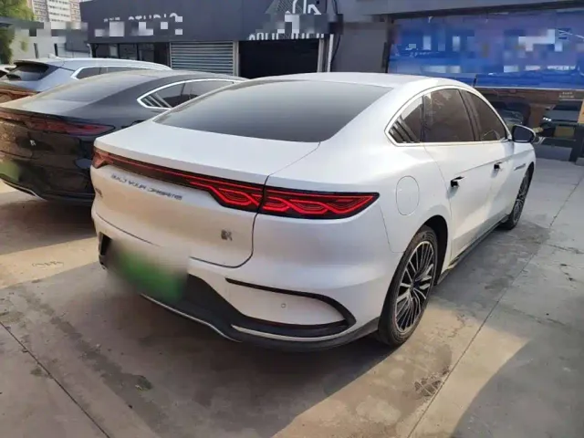 BYD Han — Фото автомобиля 6