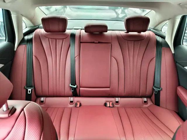 Hongqi H5 — Фото автомобиля 12