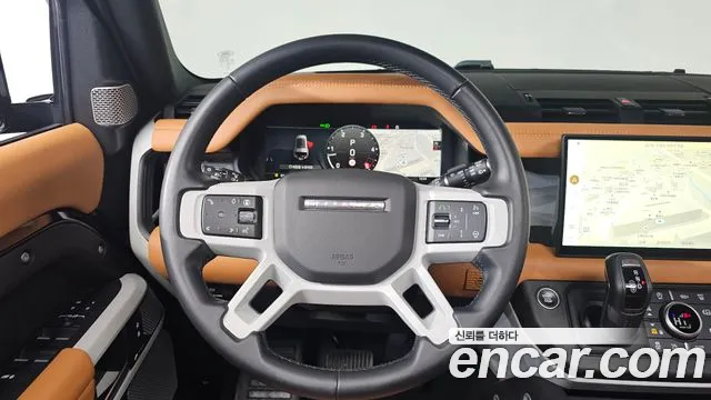 Land Rover Defender — Фото автомобиля 13