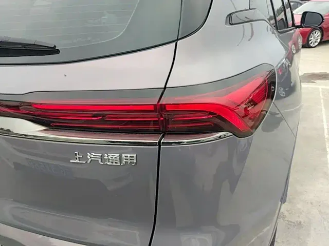 Buick E5 — Фото автомобиля 7