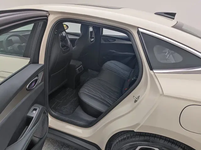 BYD Seal 06 — Фото автомобиля 22