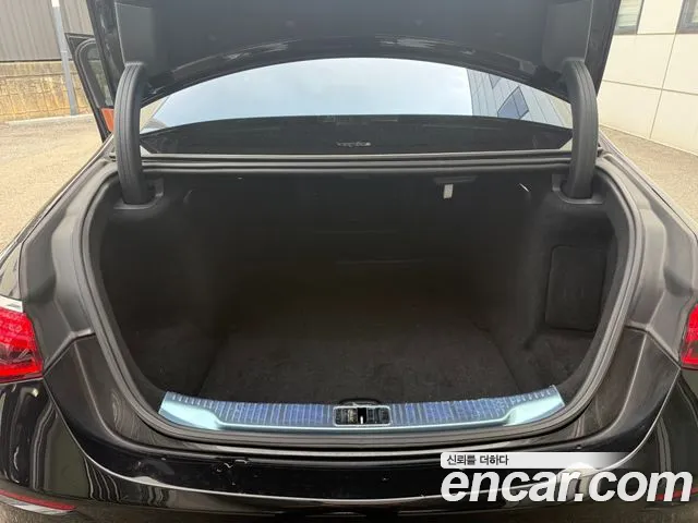 Mercedes-Benz S-Class W223 — Фото автомобиля 17