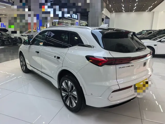 Buick E5 — Фото автомобиля 18