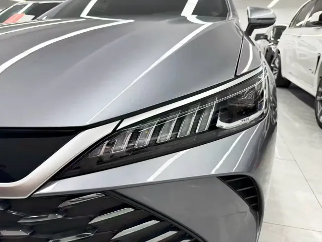 BYD Qin PLUS — Фото автомобиля 24