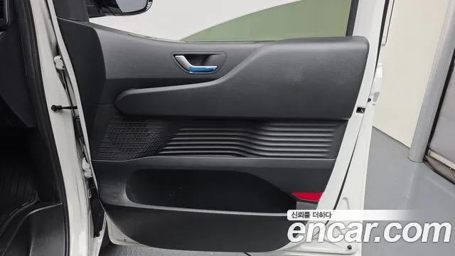 Hyundai Staria Staria Карго 5 мест — Фото автомобиля 25