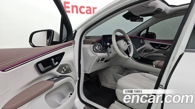 Mercedes-Benz EQS — Фото автомобиля 10