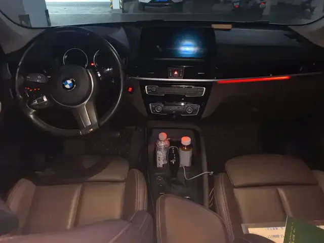 BMW X1 — Фото автомобиля 12