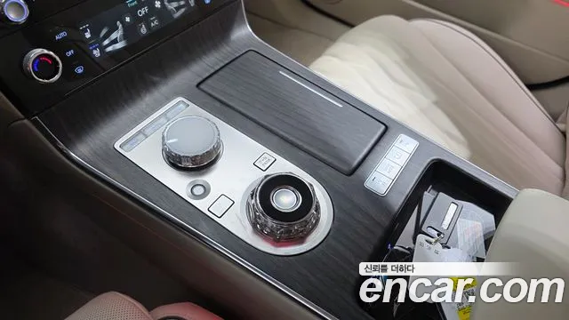 Genesis G80 Бензин 3.5 турбо AWD — Фото автомобиля 8