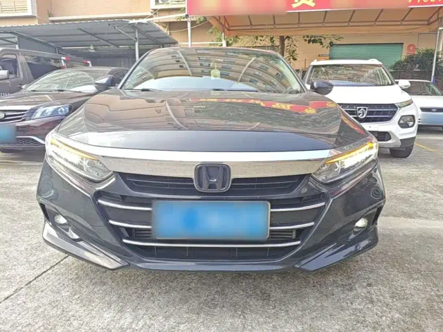 Honda Accord — Фото автомобиля 2