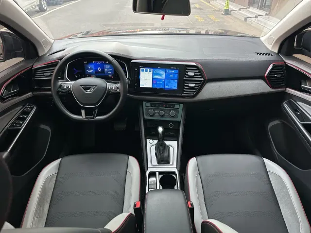 Jetta VS7 — Фото автомобиля 16