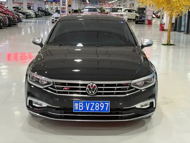 Volkswagen Magotan — Фото автомобиля 2