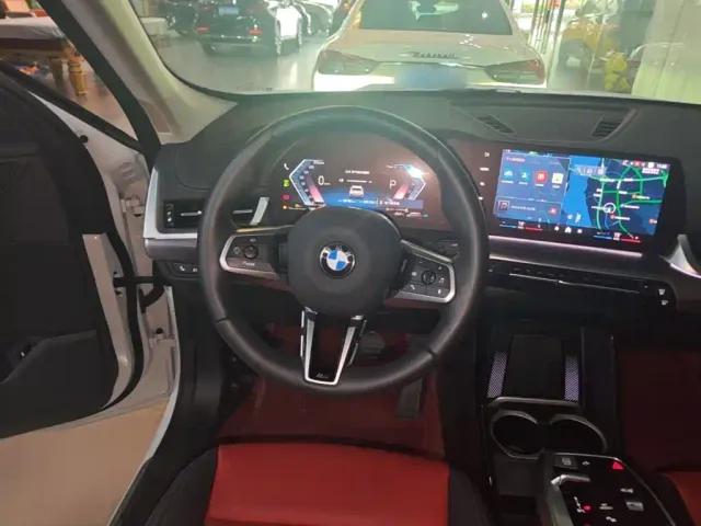 BMW X1 — Фото автомобиля 10