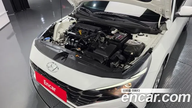 Hyundai Avante CN7 — Фото автомобиля 6
