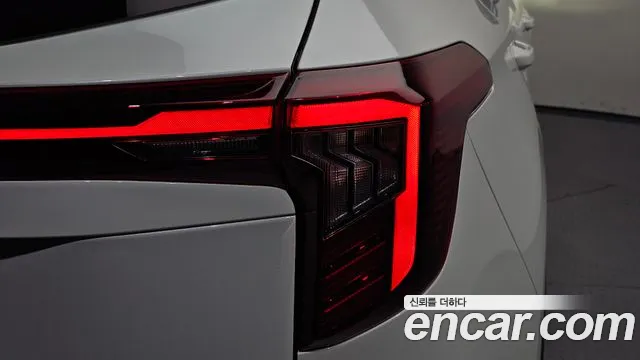 Kia Seltos New — Фото автомобиля 8