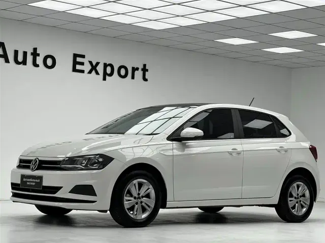 Volkswagen Polo — Фото автомобиля 7