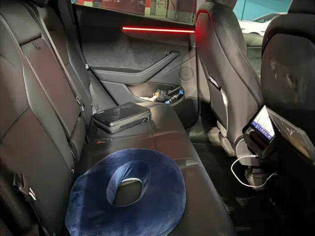 Tesla Model Y — Фото автомобиля 5