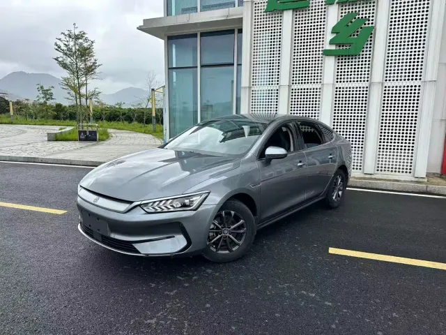 BYD Qin PLUS — Фото автомобиля 4