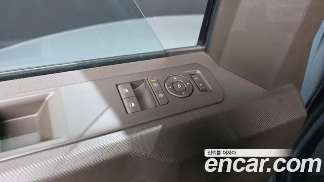 Kia PV5 — Фото автомобиля 30