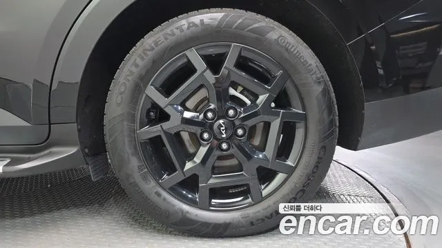 Kia Carnival — Фото автомобиля 5