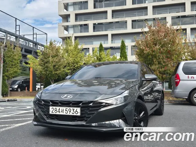 Hyundai Avante — Фото автомобиля 3
