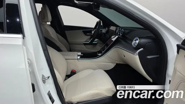 Mercedes-Benz C-Class — Фото автомобиля 24