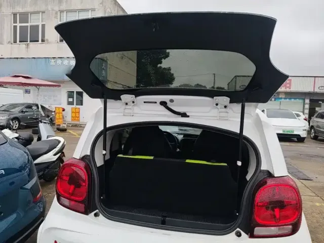 Roewe Kaiwei CLEVER 2021 302km New Four-Seat Super Edition — Фото автомобиля 18