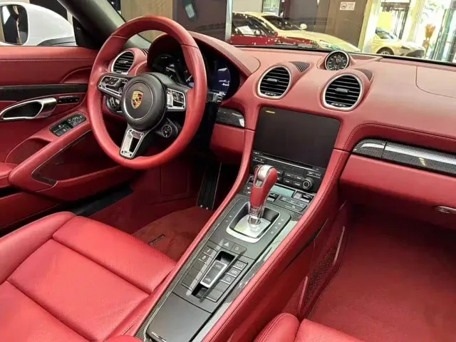 Porsche 718 — Фото автомобиля 14