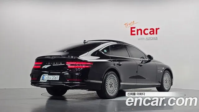 Genesis G80 Бензин 2.5 турбо AWD — Фото автомобиля 2