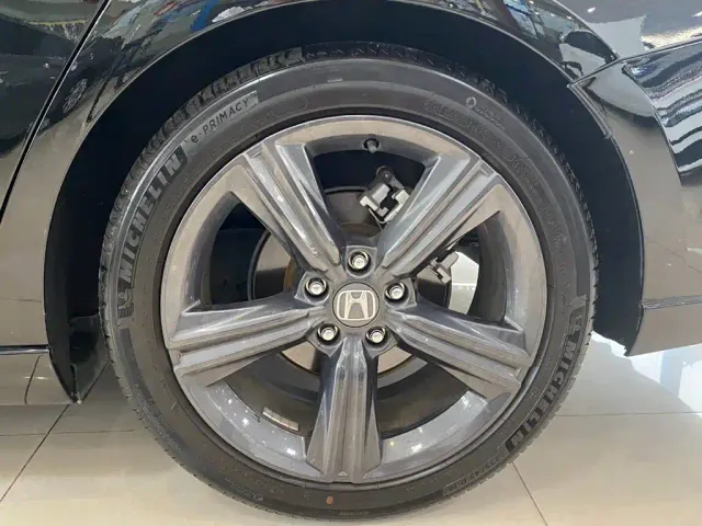 Honda Inspire — Фото автомобиля 15