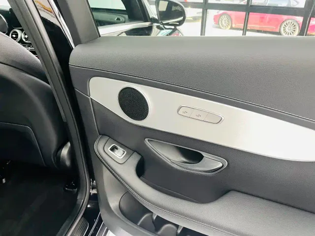 Mercedes-Benz Mercedes-Benz GLC 2022 Facelift GLC 260 L 4MATIC Dynamic — Фото автомобиля 14