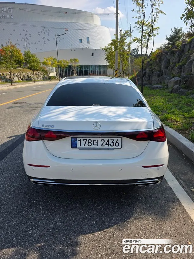 Mercedes-Benz E-Class W214 — Фото автомобиля 4