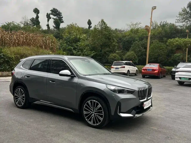 BMW X1 — Фото автомобиля 3