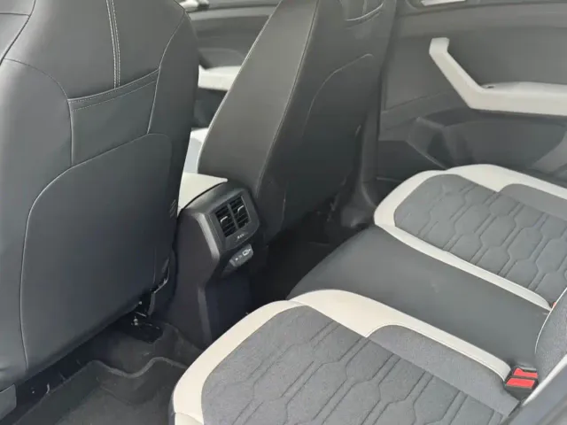 Volkswagen Tharu — Фото автомобиля 9