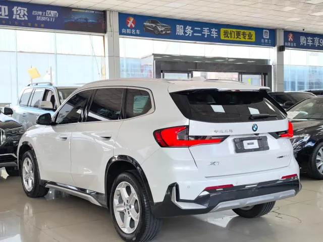 BMW X1 — Фото автомобиля 5