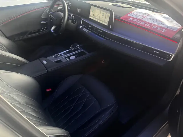 Chery Arrizo 8 — Фото автомобиля 10