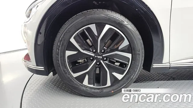 Kia EV6 Long Range — Фото автомобиля 5
