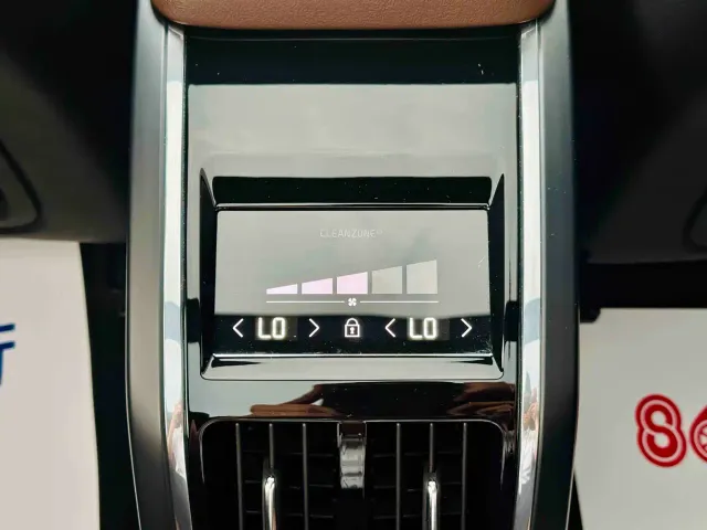 Volvo S90 — Фото автомобиля 14