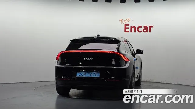 Kia EV6 — Фото автомобиля 4