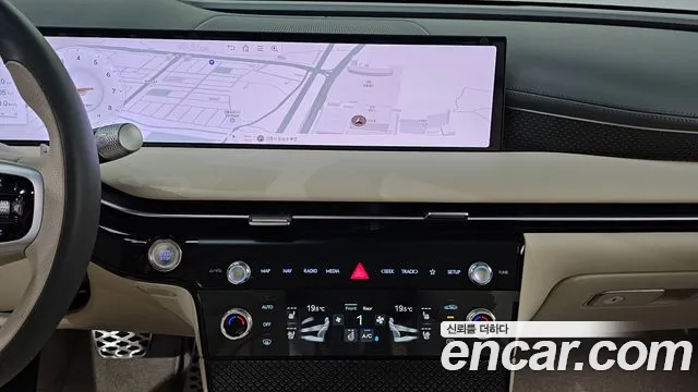 Genesis G80 Бензин 2.5 турбо 2WD — Фото автомобиля 13